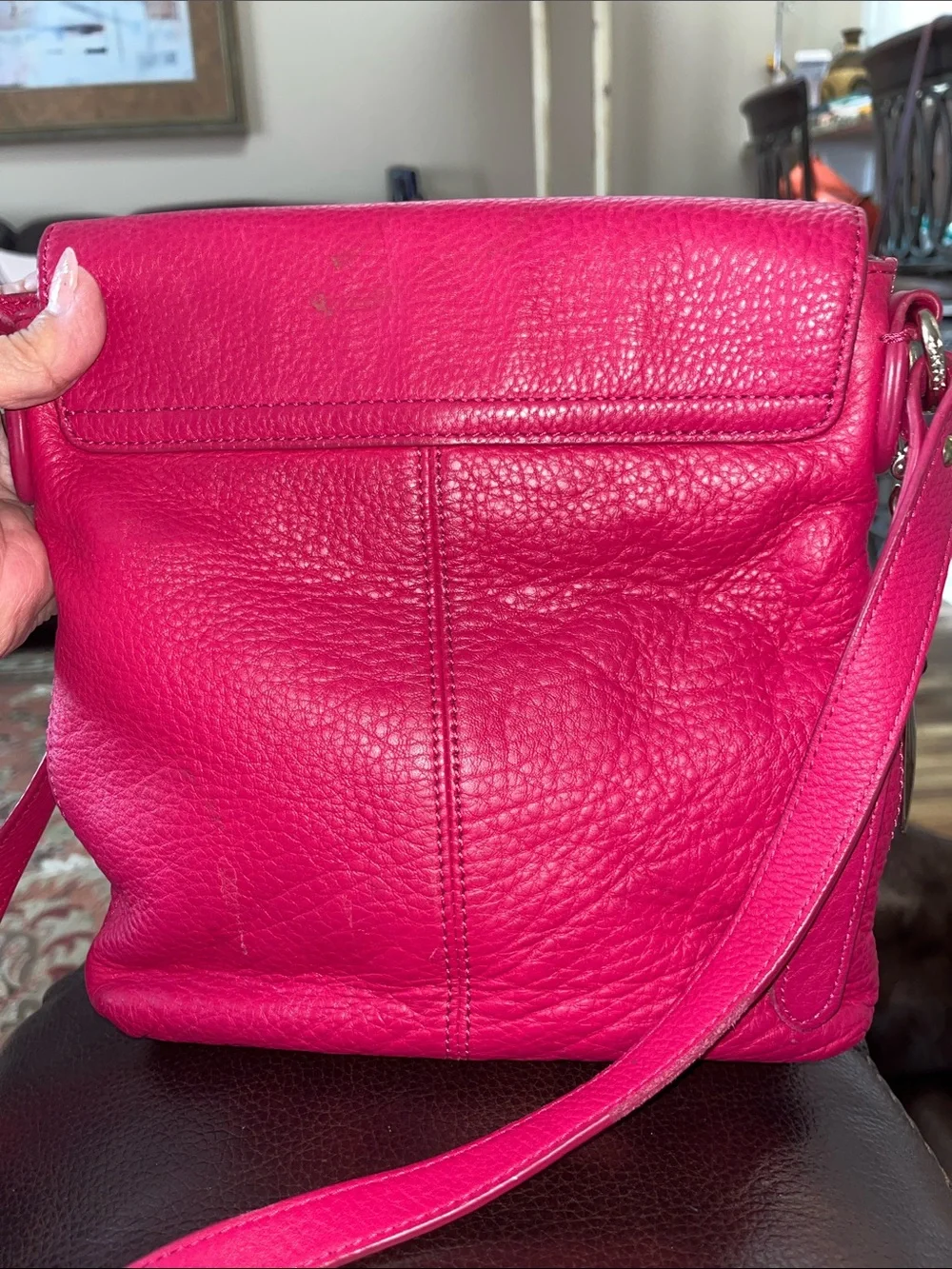 EUC Authentic DKNY Pebbled Leather Crossbody